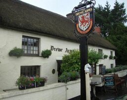 The Drewe Arms Drewsteignton for sale South Devon CAMRA