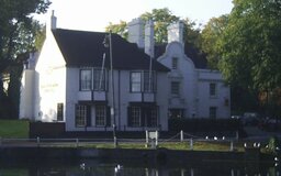 Greyhound Hotel Carshalton Greyhound Hotel Carshalton