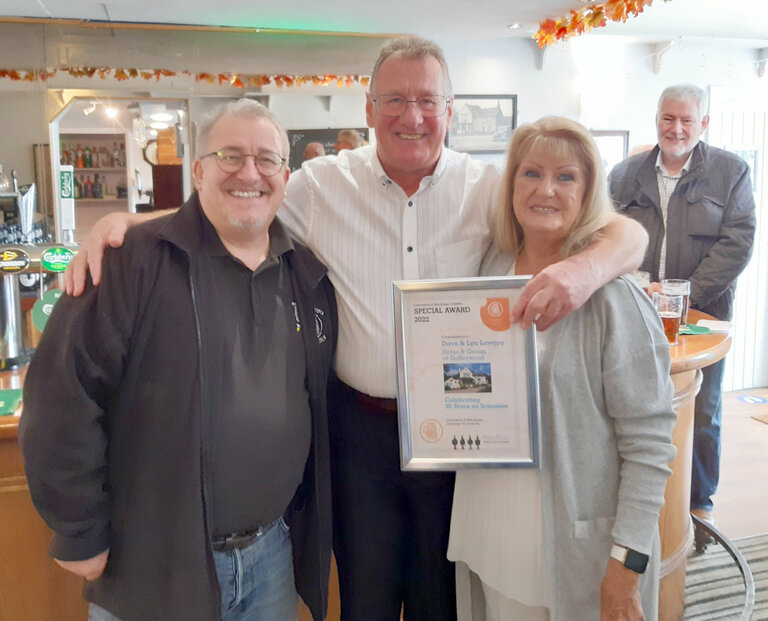 CME CAMRA Special Award to Dave & Lyn Lovejoy for 30 years as licensees at the Horse & Groom, Galleywood