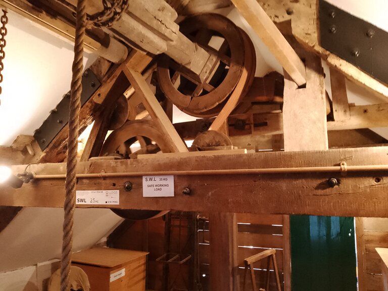 200 year old chain hoist