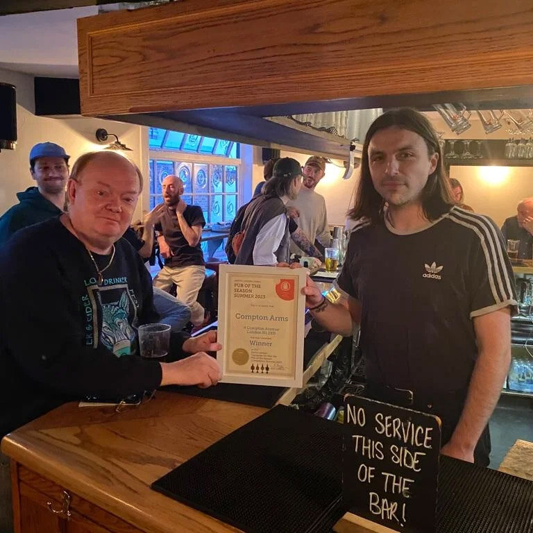 Summer Pub of the Season 2023 Presentation of Award to The Compton Arms