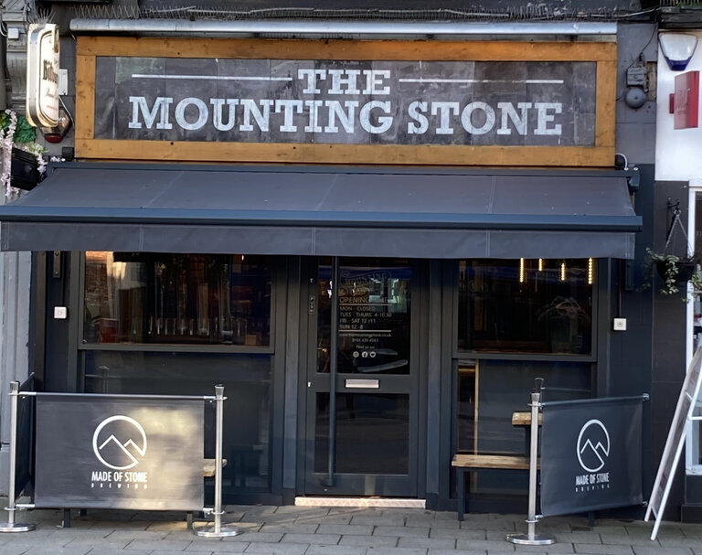 Mounting Stone