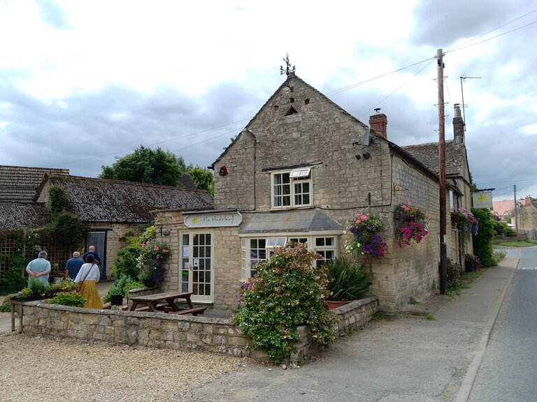 Everyone into the Wheatsheaf, Greetham