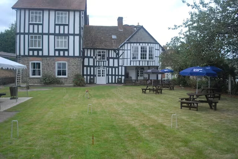 radnorshire arms  garden